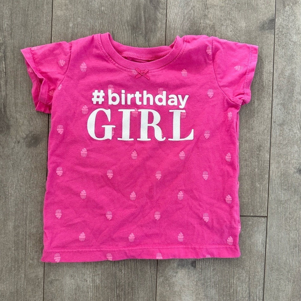 Carter’s birthday girl t shirt size 18 months
Euc
Bin Gg